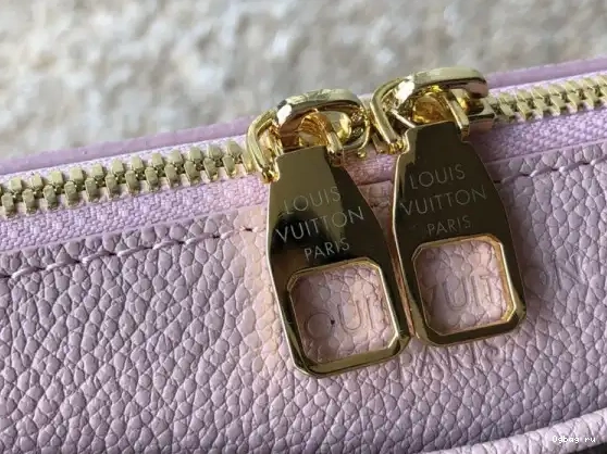 Vuitton PALLAS Louis 0519